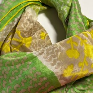 Vibrate Scarf Patterned Green Yellow & Tan